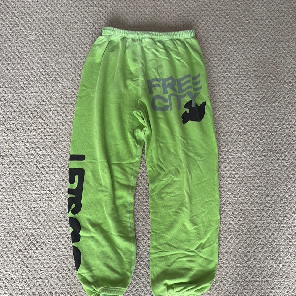 Freecity Green Sweatpants